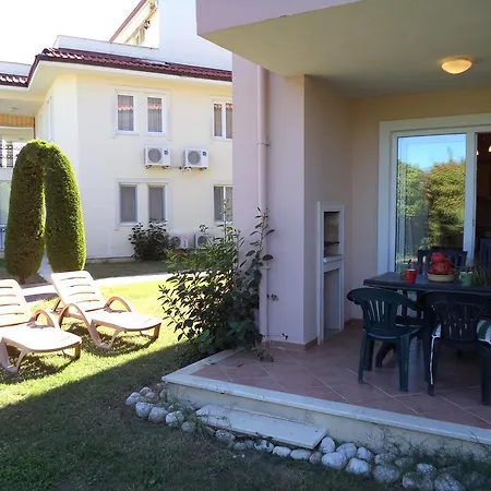 Vilă Oasis Lettings A14