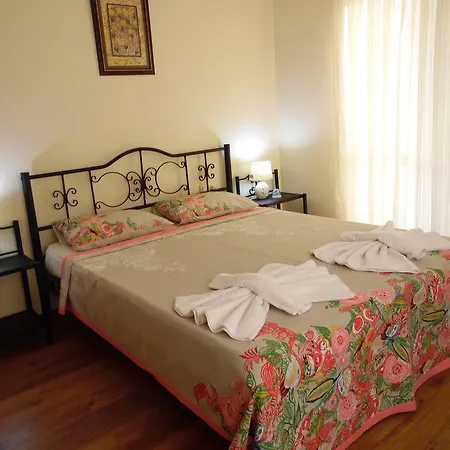 Vilă Oasis Lettings A14 *